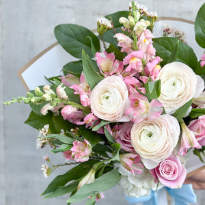 Hand Tied Bouquet - Designer's Choice - Fresh Flower Bar